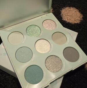 COLOURPOP MINT TO BE PALETTE